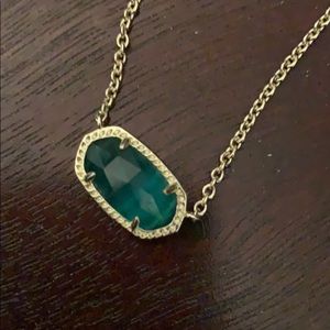 Kendra Scott necklace